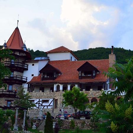 Castelul Lupilor Chimindia Bagian luar foto